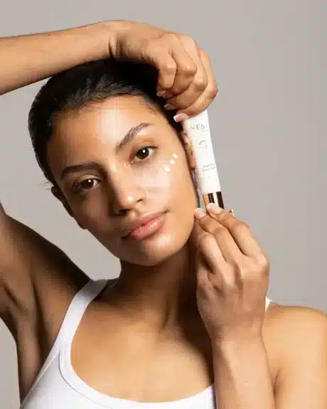 Očný krém s peptidmi pre spevnenie pleti